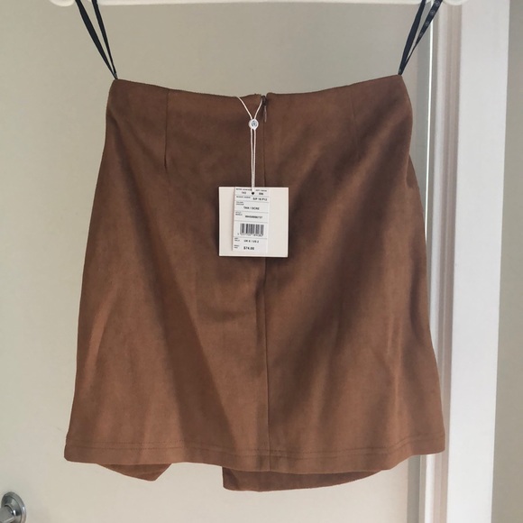 Misguided mini skirt - Picture 3 of 6